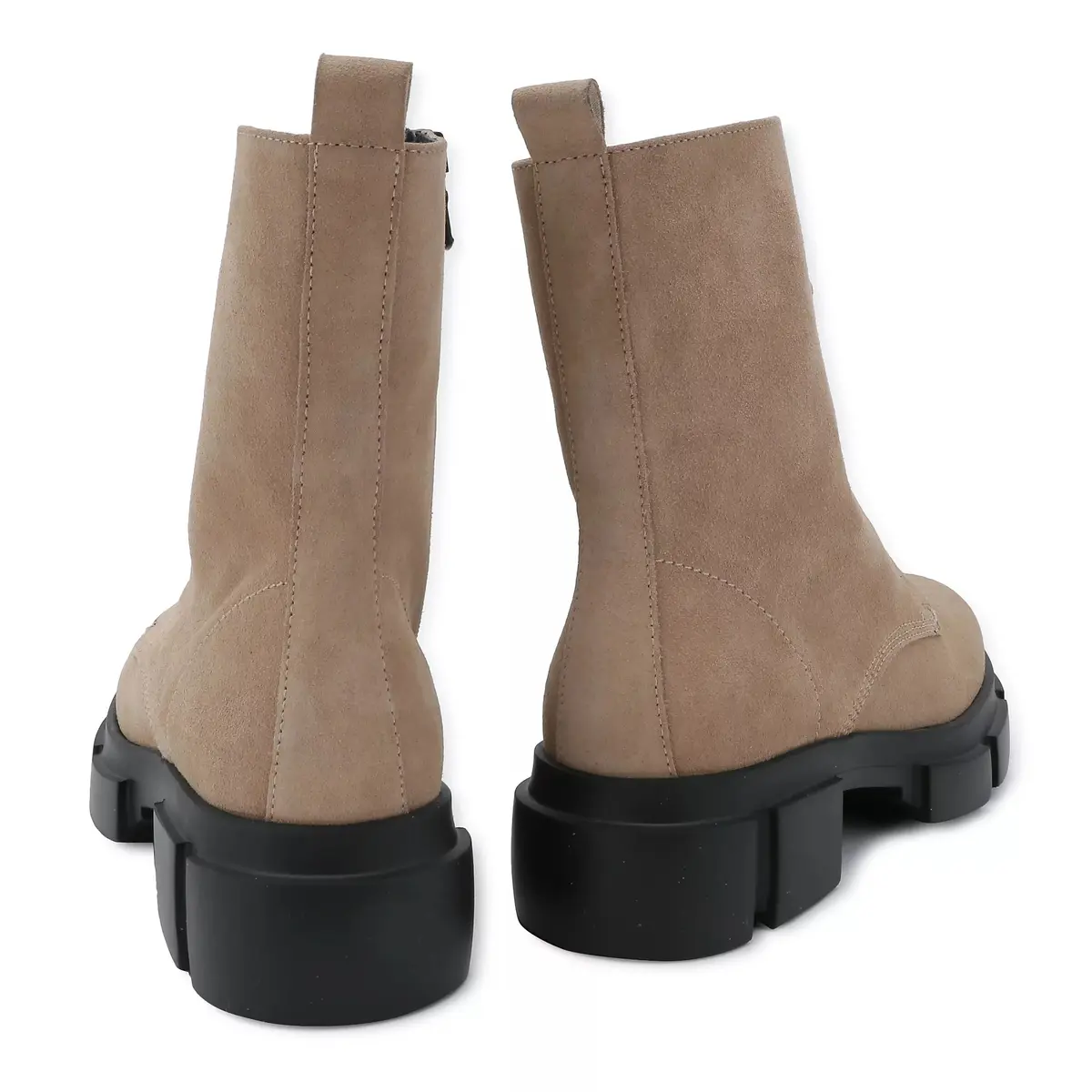 【50代向け 最新ブーツ】秋冬のおしゃれの画像_22