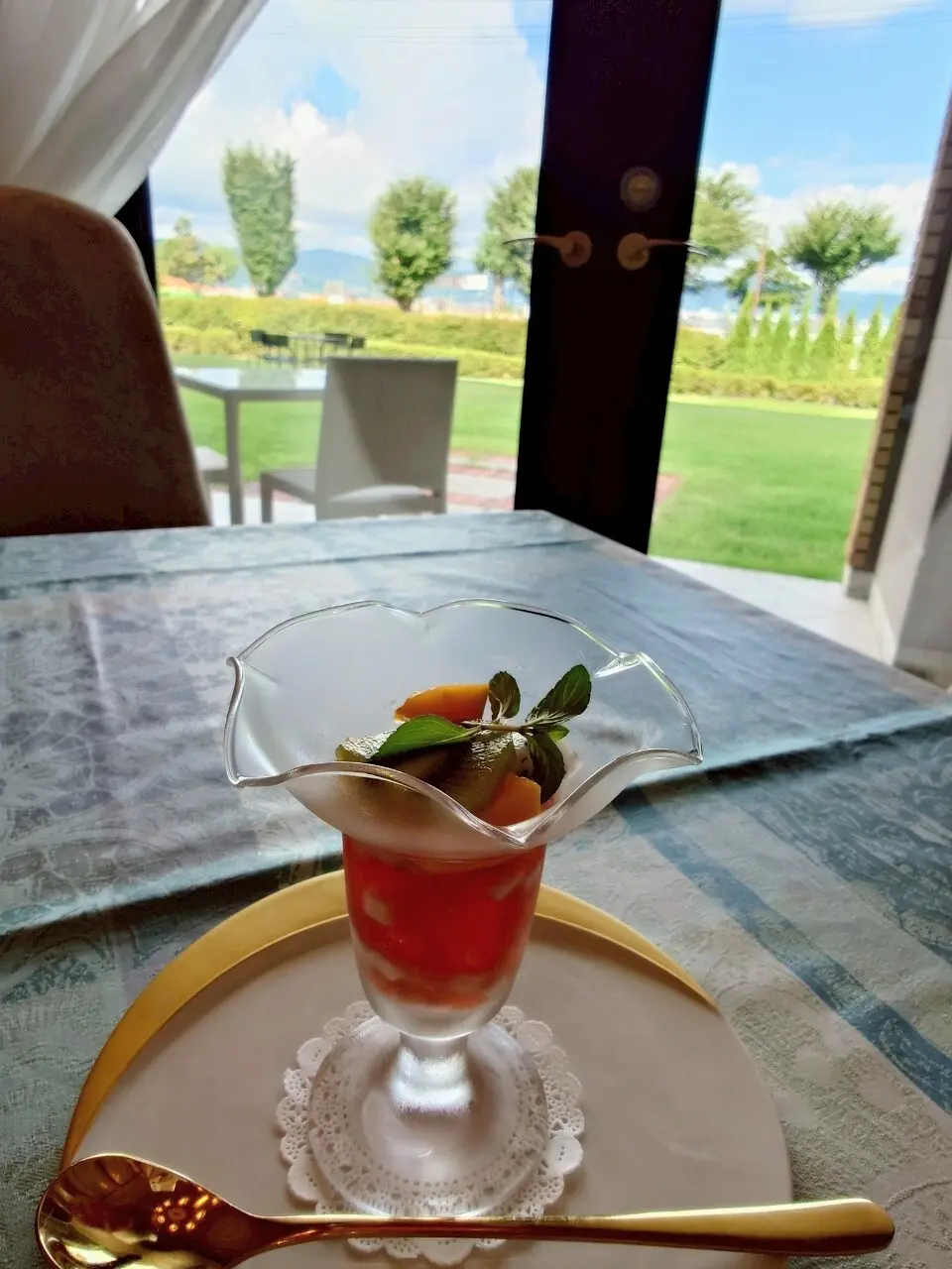 フルーツカクテル