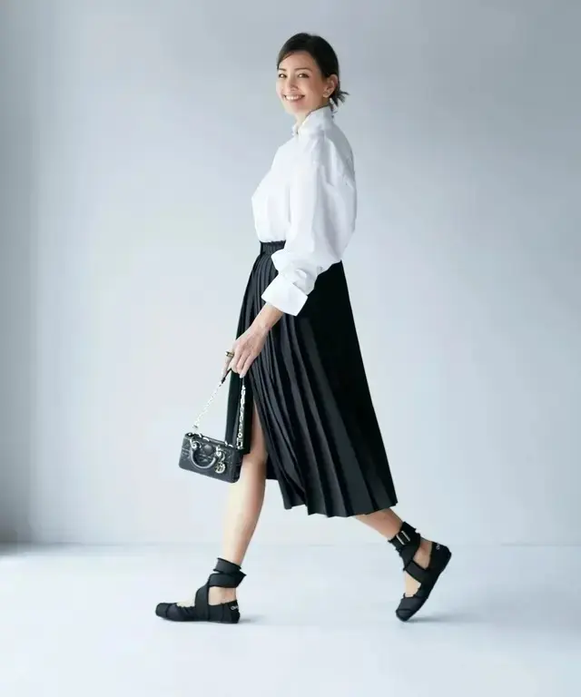 フリンジのグログランリボンが大人の遊び心を刺激して