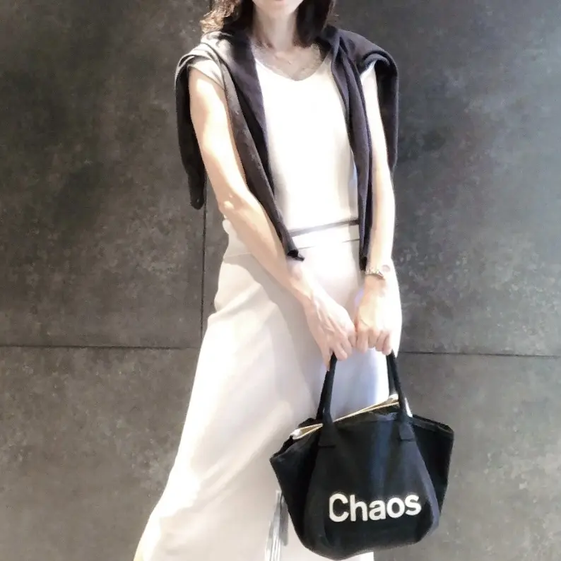 モノトーンカーで