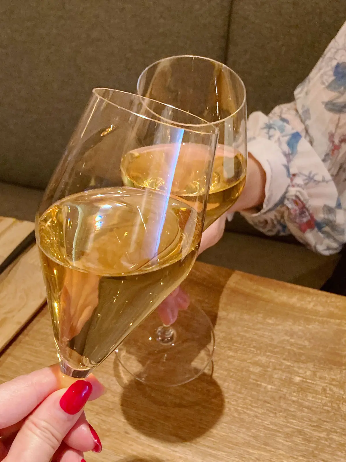 泡で乾杯　でもノンアルの泡　飲めないふたり