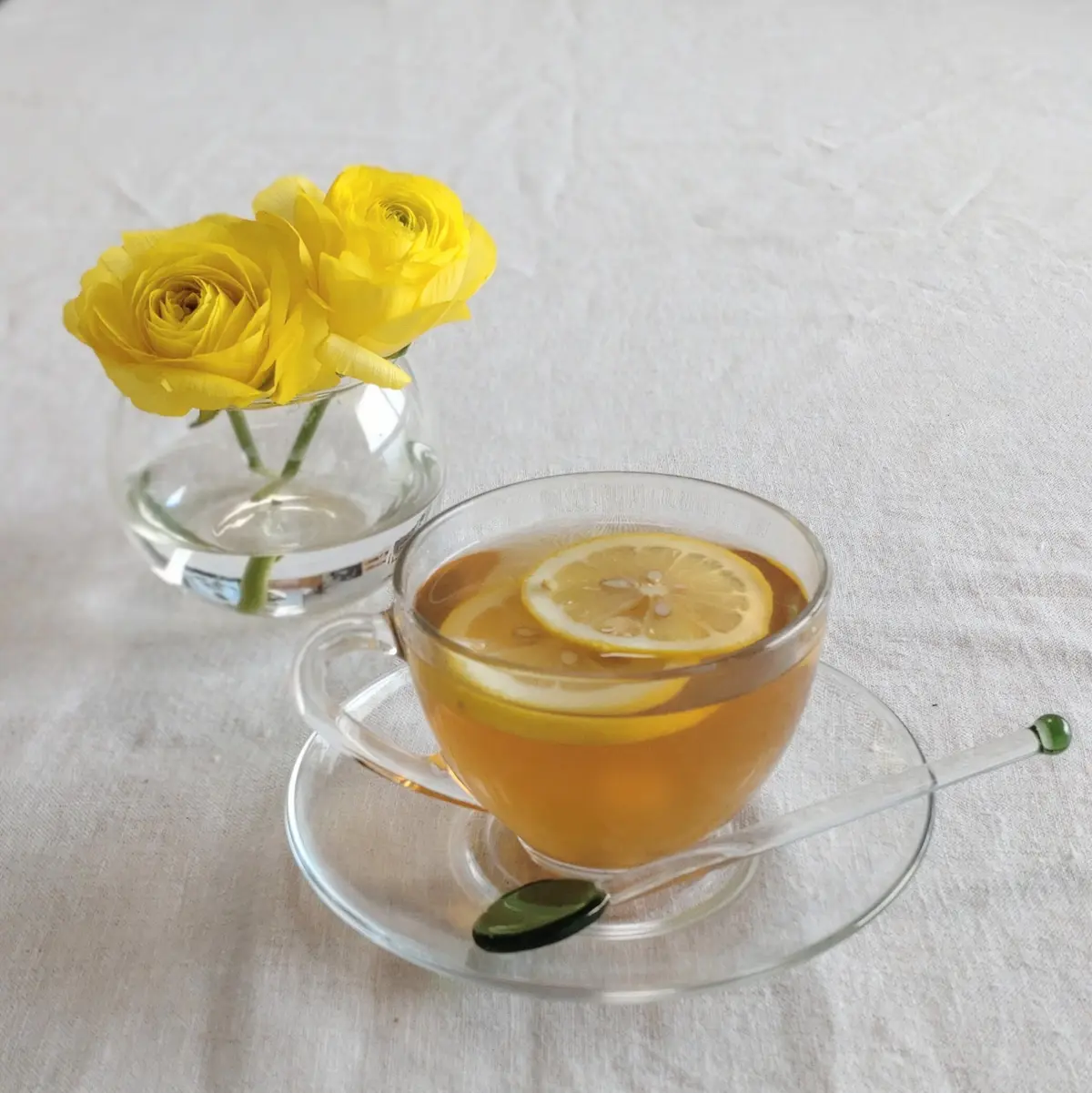 生姜シロップ　材料　生姜　グローブ　シナモン　カルダモン　唐辛子　ブラックペーパー　蜂蜜