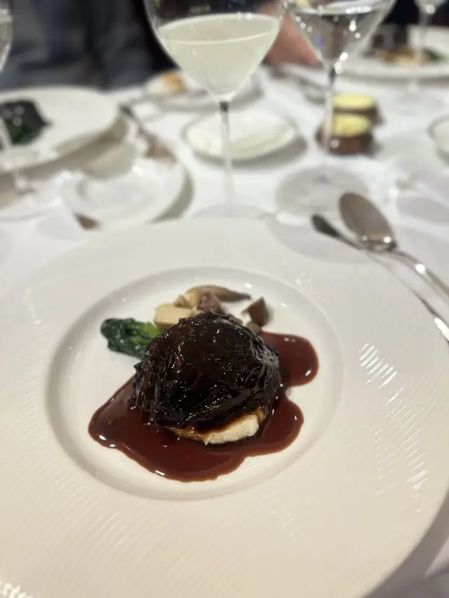 セットアップワンピースで広尾フレンチレスの画像_10