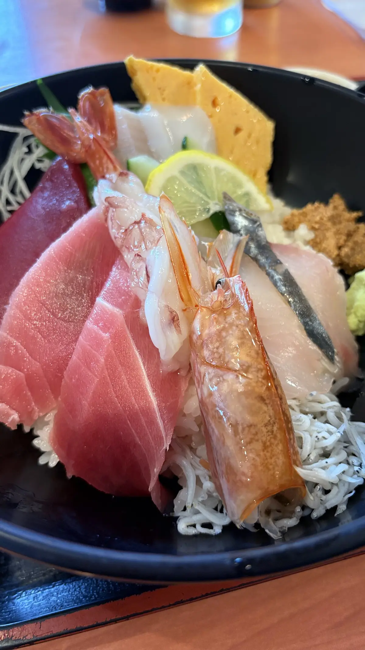 海の幸　海鮮　海鮮丼　店内　一人旅　おひとりさま　日帰り旅　日帰り旅行