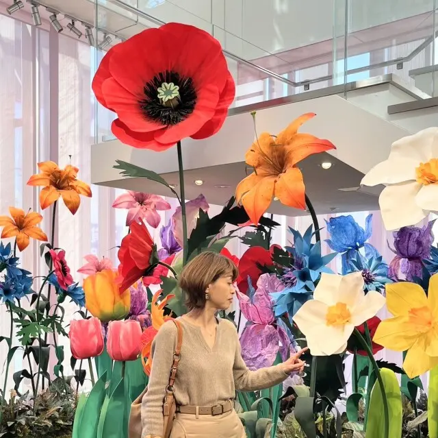 グッチ銀座ギャラリー　「Gucci　Visions」　アイコン　フラワー　フローラ