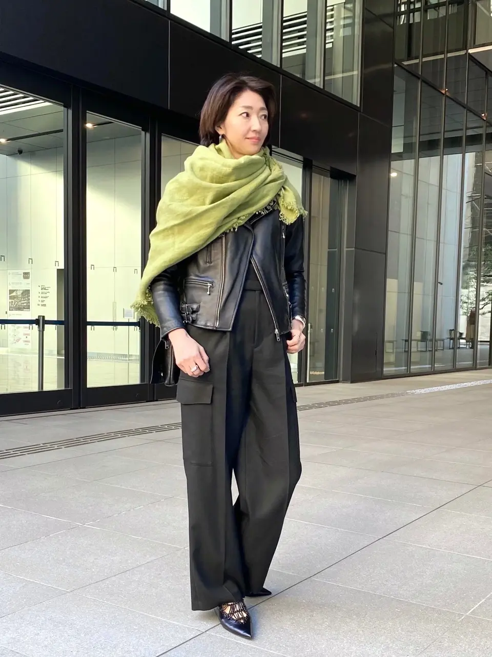 JIL SANDER  黒フラット靴コーデ