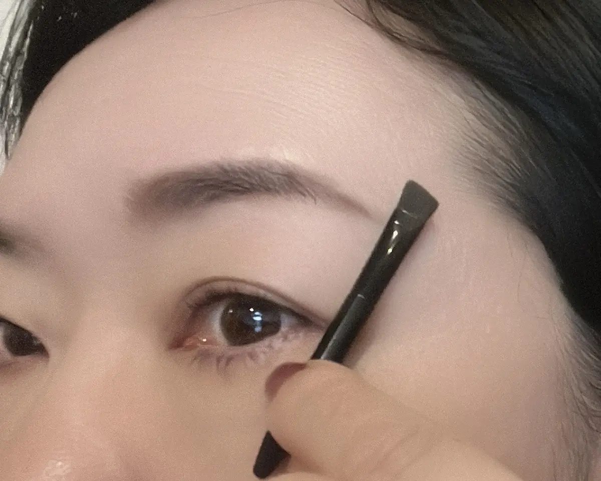 眉メイクプロセス