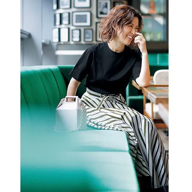 大草直子×SLOANE「究極の大人Tシャの画像_3