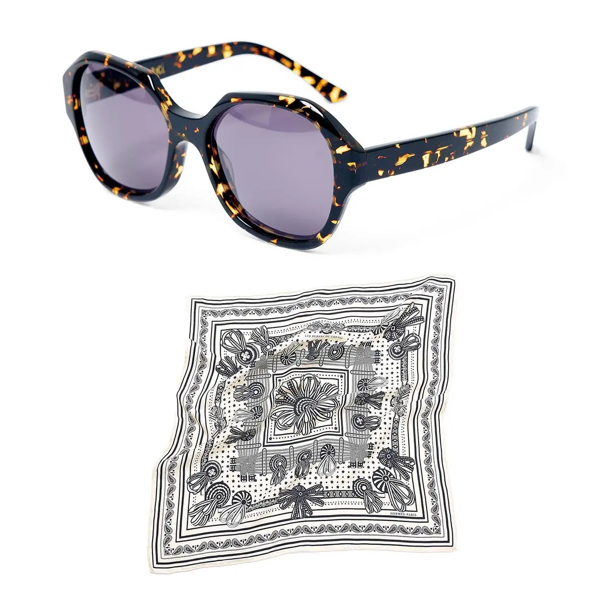 【小物で華やぐ涼感ラグジュアリースタイルの画像_9