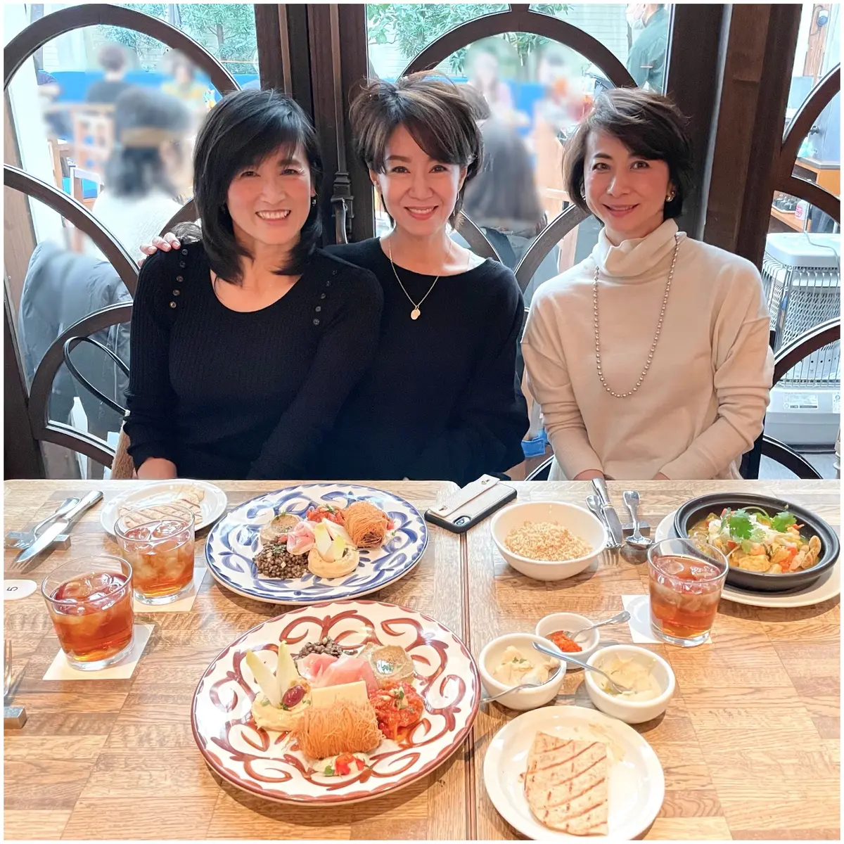 パイソンショートブーツで青山散歩の画像_4