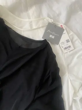 UNIQLO シアークルーネックTがとっの画像_1