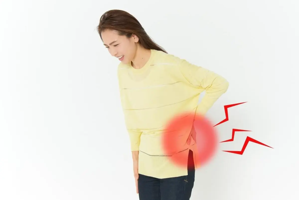 OurAge×Webエクラ　40代〜50代の女性に多い腰痛、5つのタイプを知って、対策を！