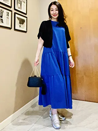 羽織ものに黒を投入！