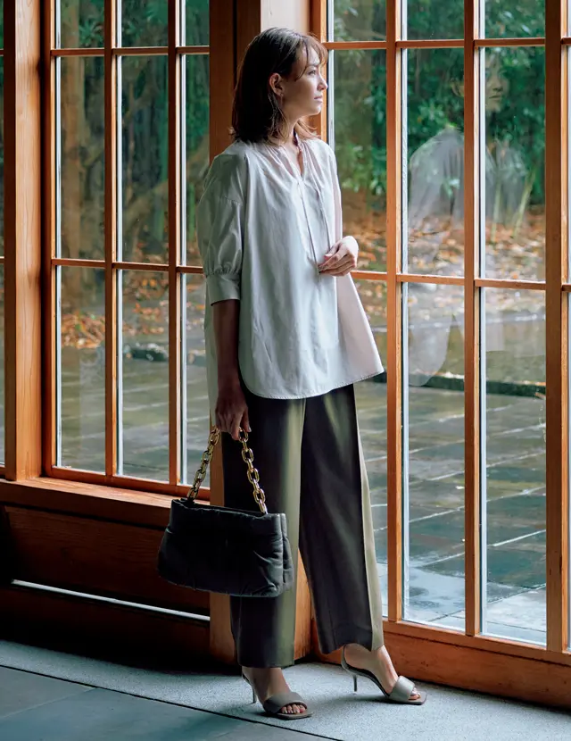 上品な甘さをプラスすればアースカラーコーデが優美に