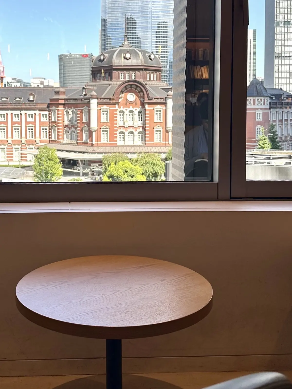 スターバックスコーヒー　丸の内ビルディング