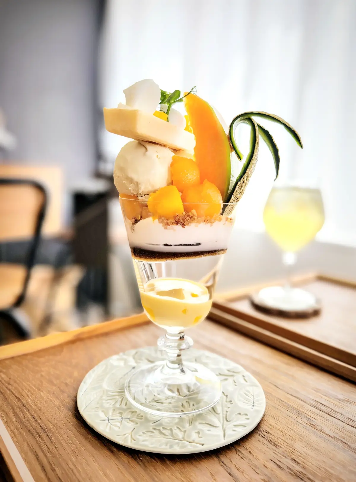 金木犀茶店、パフェ、メロンパフェ、季節のパフェ、薬膳パフェ、西荻窪カフェ、40代ファッション、西荻窪ランチ、海南チキンライス