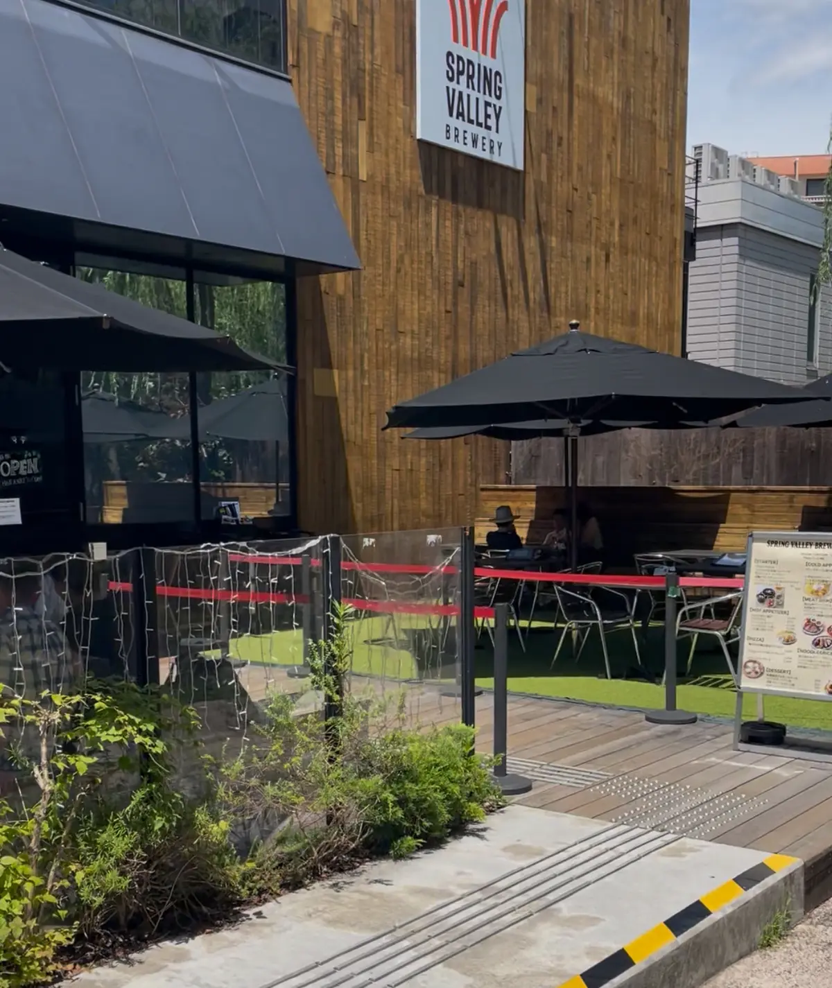 大人の休日in代官山◇アイスグリーンのワの画像_1