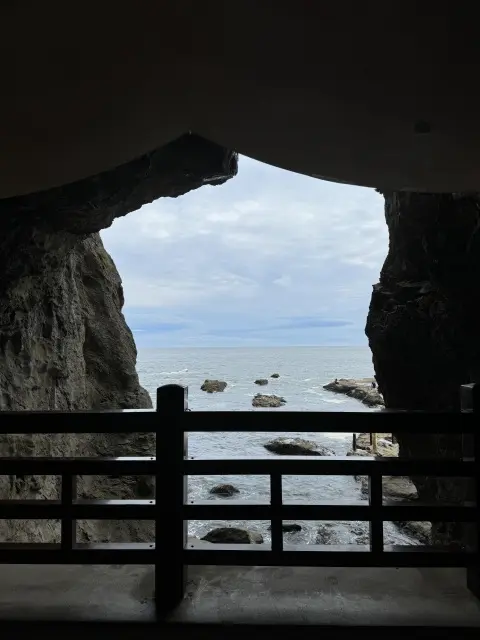 海風と、ひと休み。大人の江ノ島散歩♪の画像_6