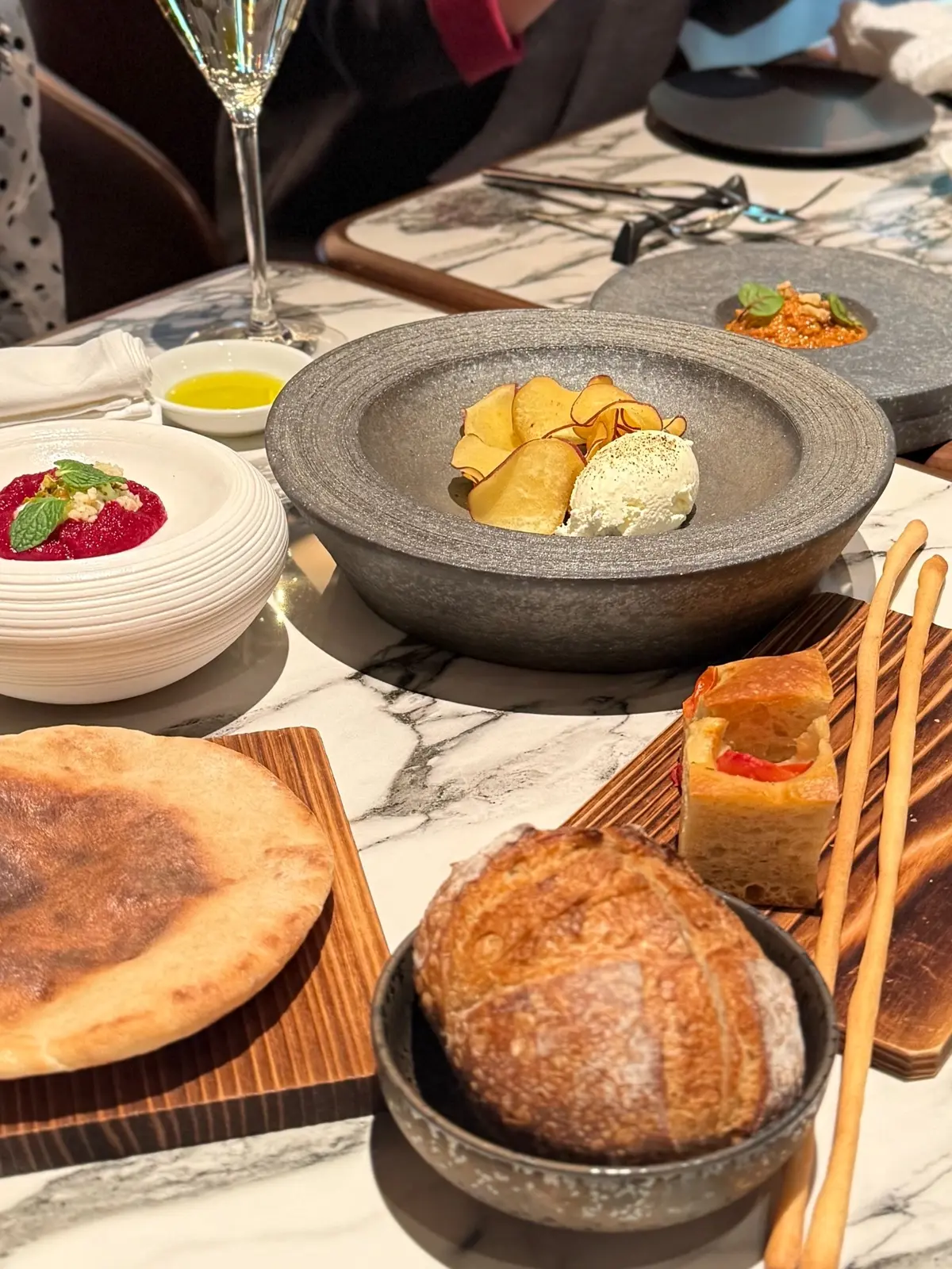 ヒルトン京都　地中海レストラン　セブン・エンバーズ　料理写真