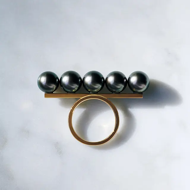 ＂ブラックパールバー＂