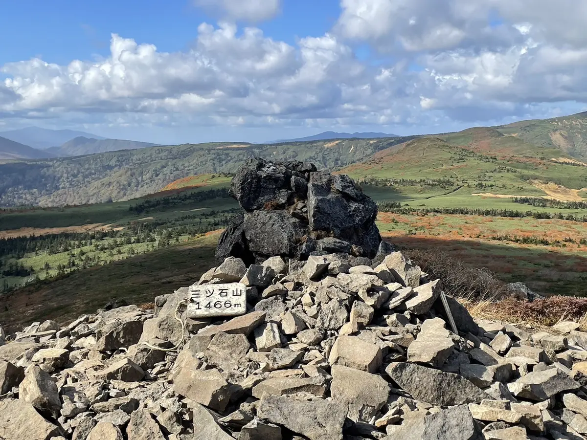 三ツ石山　1466ｍ　山頂