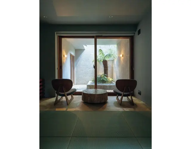 ヨーロッパと日本の美学が共存するエントランス