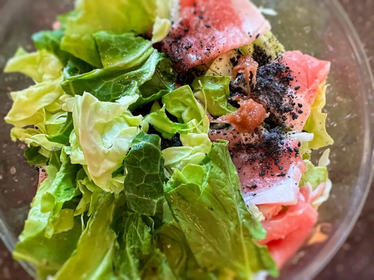 OurAge×Webエクラ　キャベツごま梅蒸しレシピ　材料　キャベツ　梅干し　塩