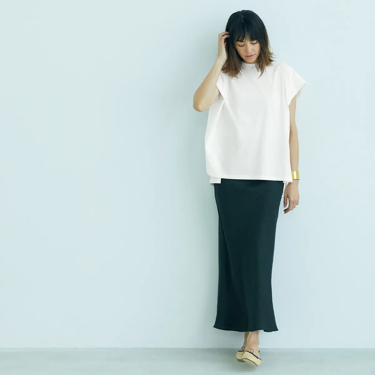 SACRA コットンクルーネックトップ