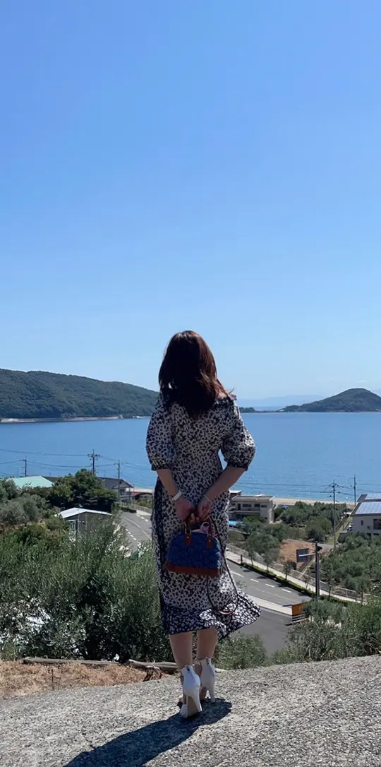 とっておきワンピースでフォトジェニックなの画像_5