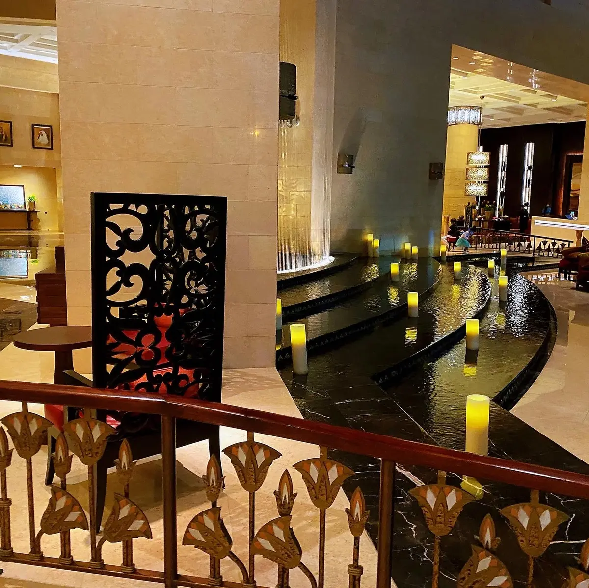 5つ星ホテル「ラッフルズ・ドバイ」&有名の画像_7