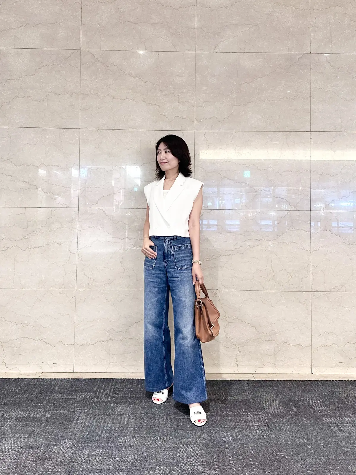 ウエスト丈【ジレ】コーデの画像_2