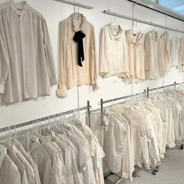 ブラウス展　文化服装学院　母校　2500枚展示あれこれ