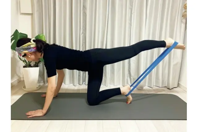 チューブを使った筋トレ