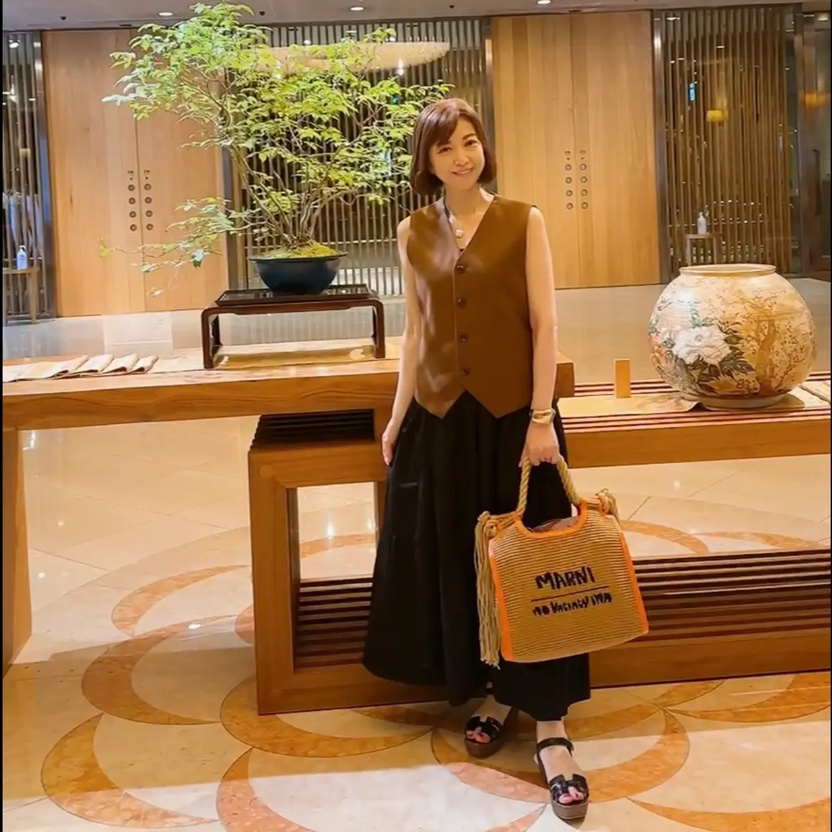 ジレコーデ　ベストコーデ　大人カジュアル　秋　マルニ　MARUNI