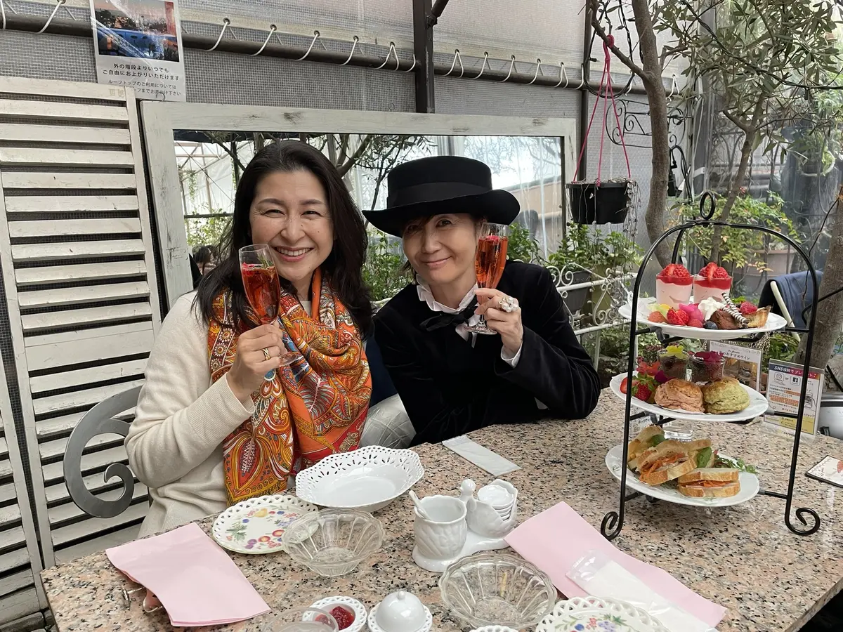 ビルごと全部アンティーク売り場。ガーデンの画像_5