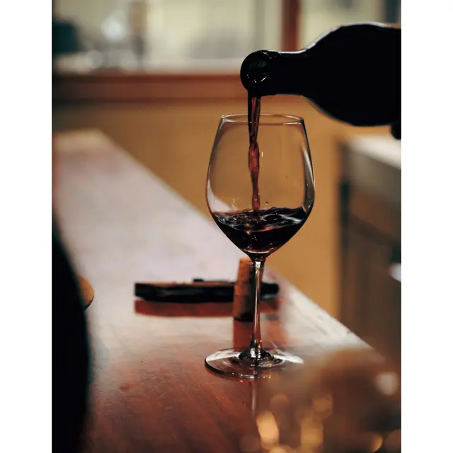 ナチュラルワイン中心。グラス約￥1,000～