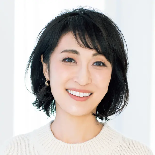 硬い髪は表面のみでボリューム出し！50代のボブヘアスタイル【50代髪型・ヘアスタイル】