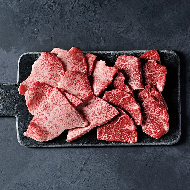 赤身＆吟撰赤身焼肉セット 4 ～5人前 ￥7,250。