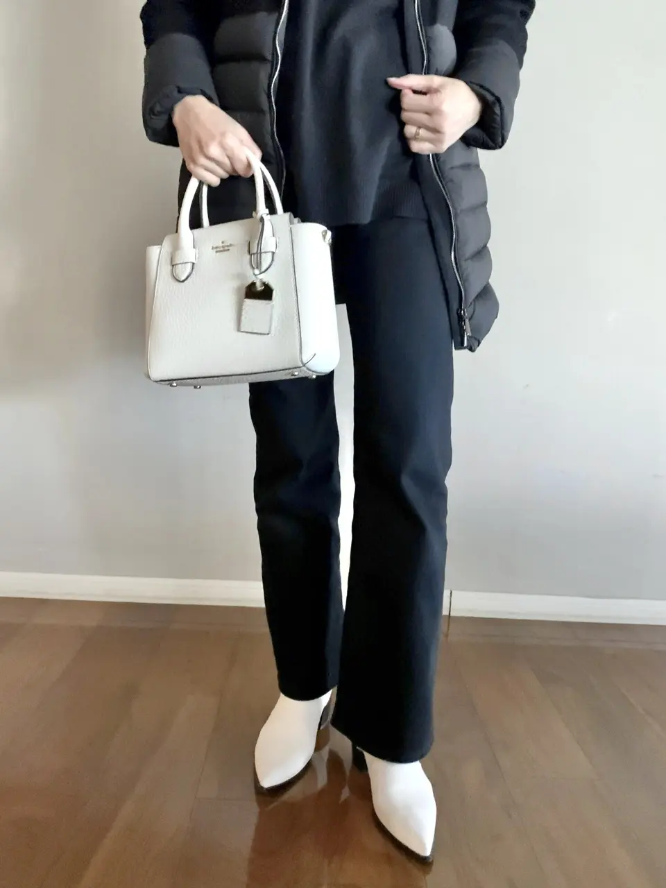 白バッグ＆白ウエスタンブーツ