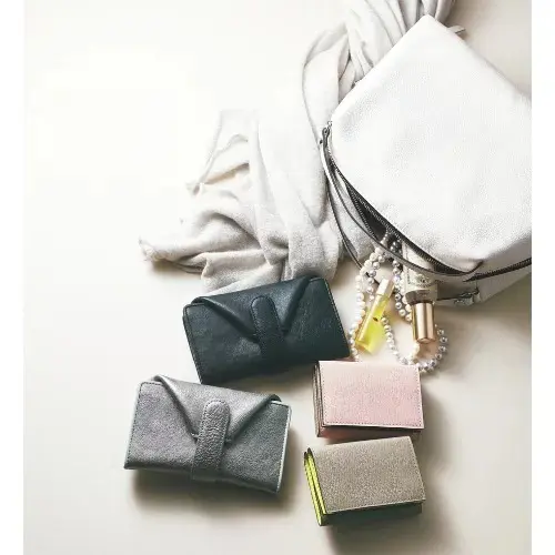 L'arcobaleno×eclat 三つ折りミニウォレット ￥26,000+税