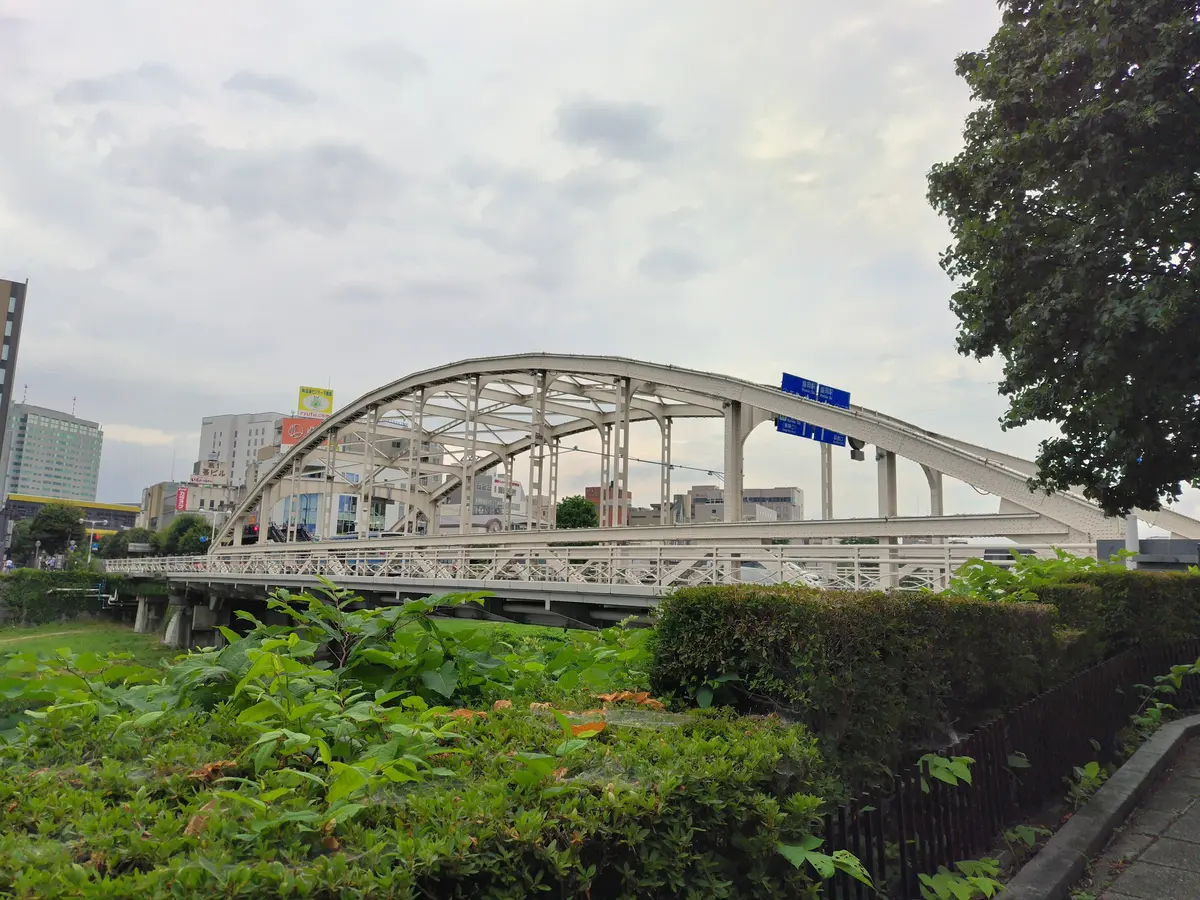 盛岡　開運橋　北上川