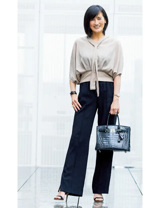 夫との銀座ディナーには贈られた小物をちりばめて