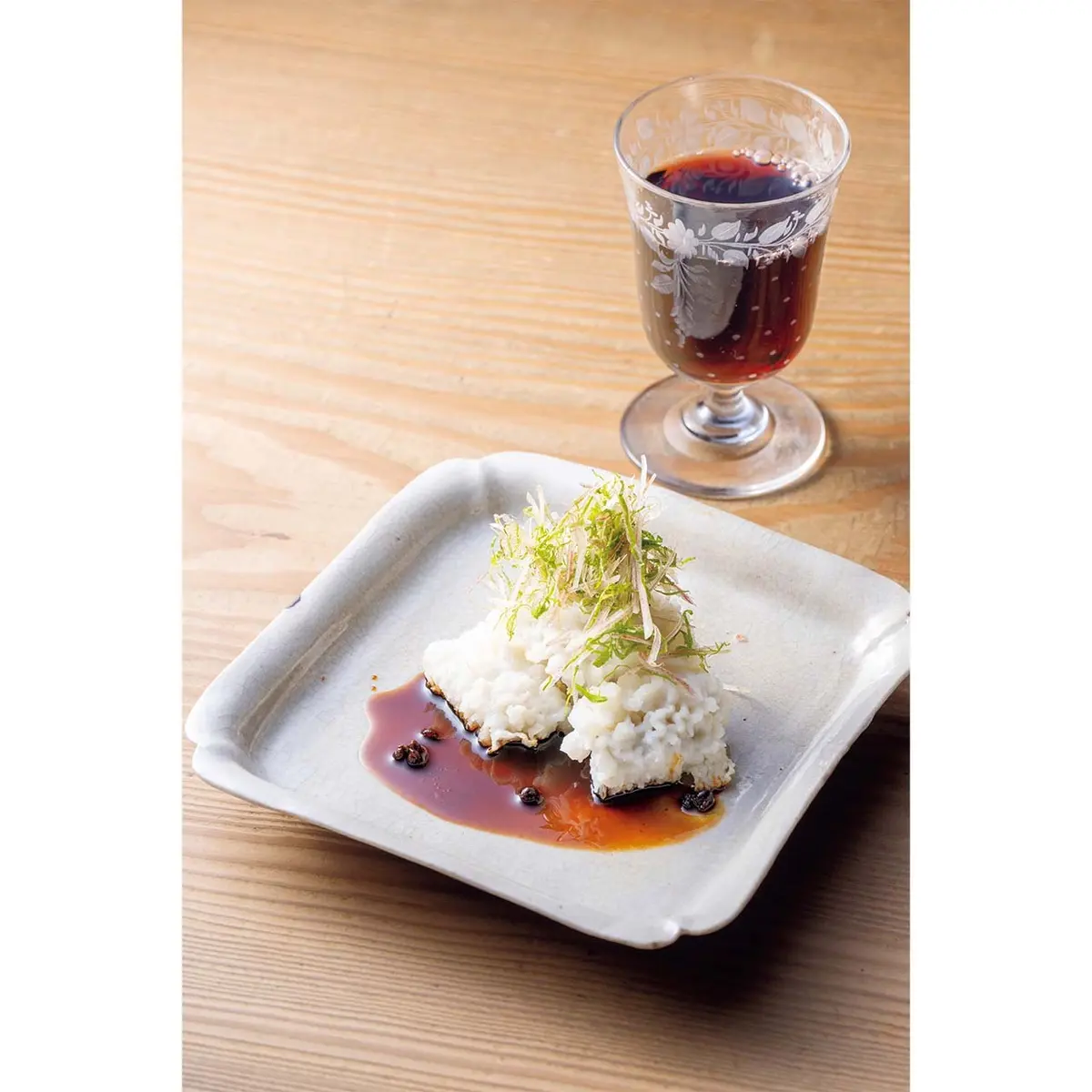 実 山椒入りのタレで味わう「鱧の炭火焼」