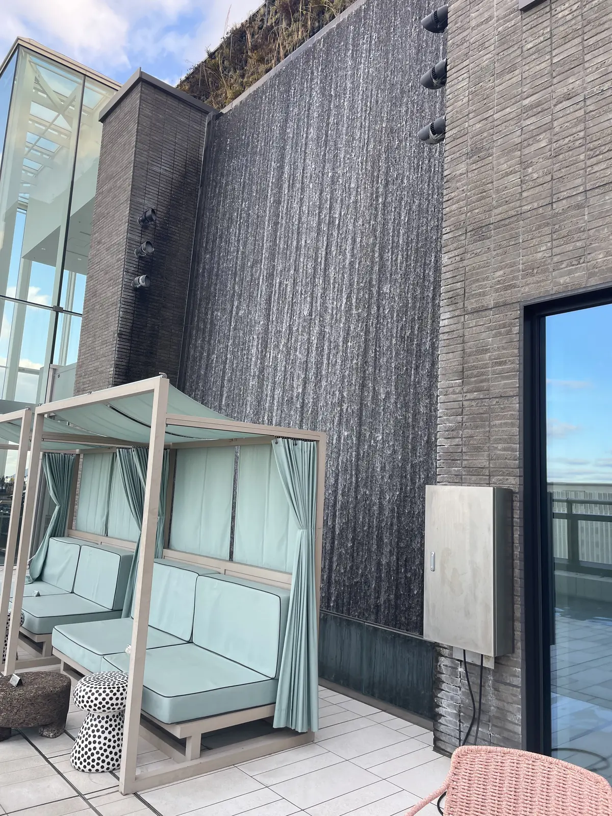 春のGUコーディネートで憧れの都ホテル博の画像_10