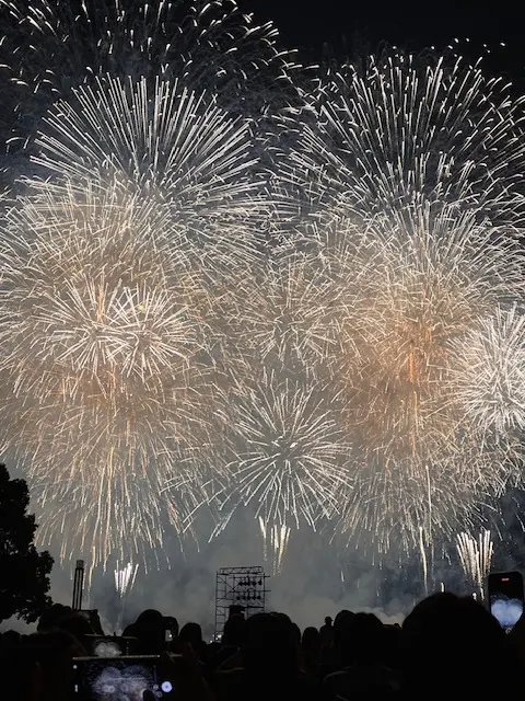 みなとみらい花火と夏のスイーツの画像_3