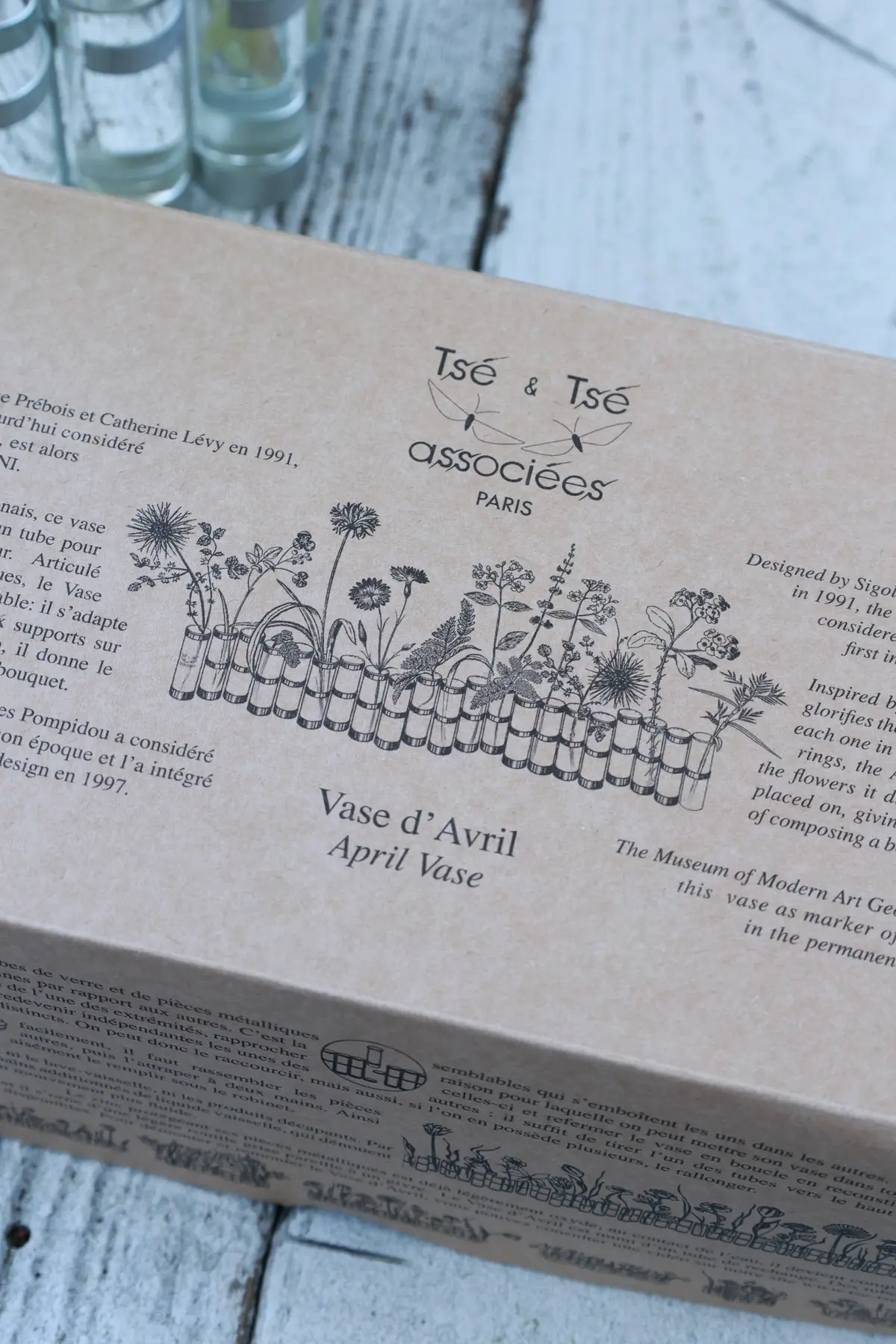 Tsé＆Tsé associées  ツェツェ・アソシエ　四月の花器