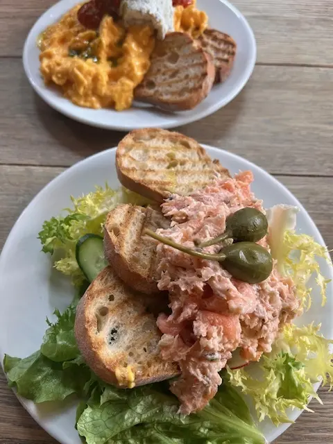 美味しいチョコムースに大満足な日比谷のビの画像_3