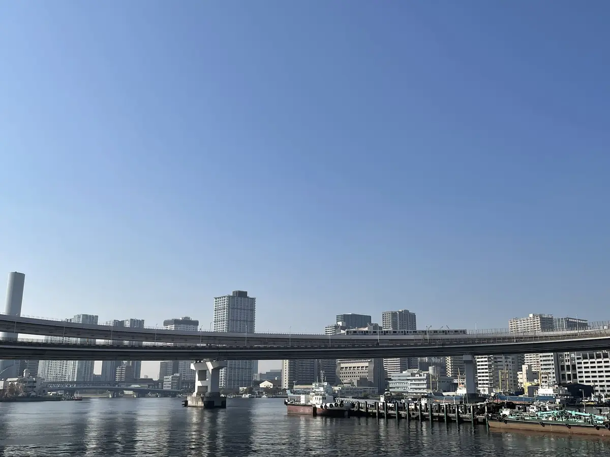 レインボブリッジ遊歩道入り口近く