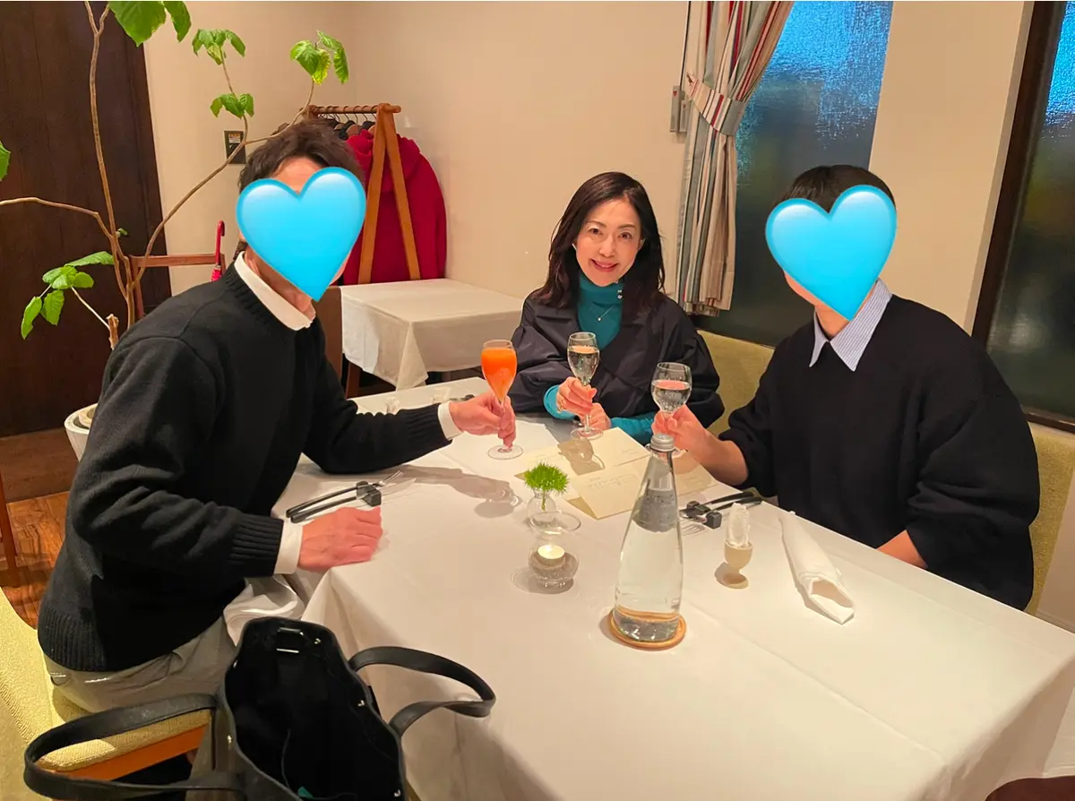 マイベストスタイルはターコイズブルーを差の画像_6