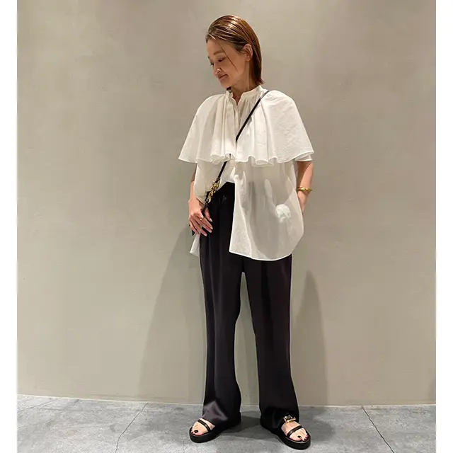 デパリエ ニュウマン新宿店 店長　若林あかりさん　身長162ｃｍ